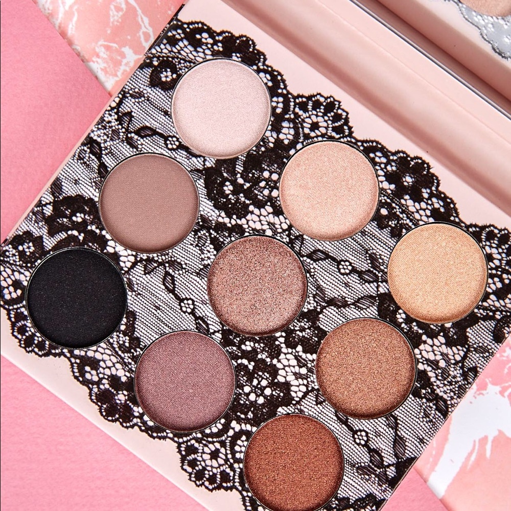 Boudoir Eyeshadow Palette (Satin)